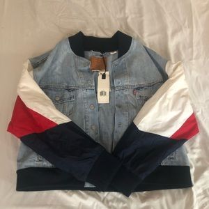 Women Levi’s Jacket